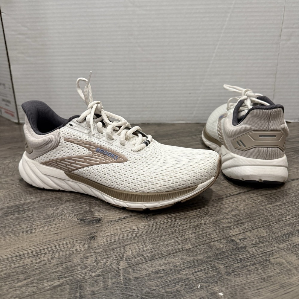 Brooks Anthem 6 Women's Running Shoes Size 10 White Tan NWOB Run Happy